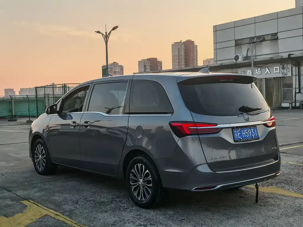 Buick GL8 2021 из CN, фото 7