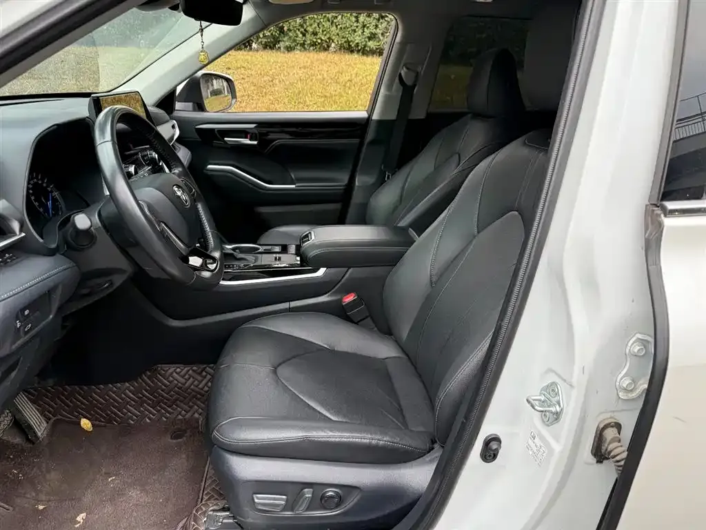 Toyota Highlander 2024 из CN, фото 3