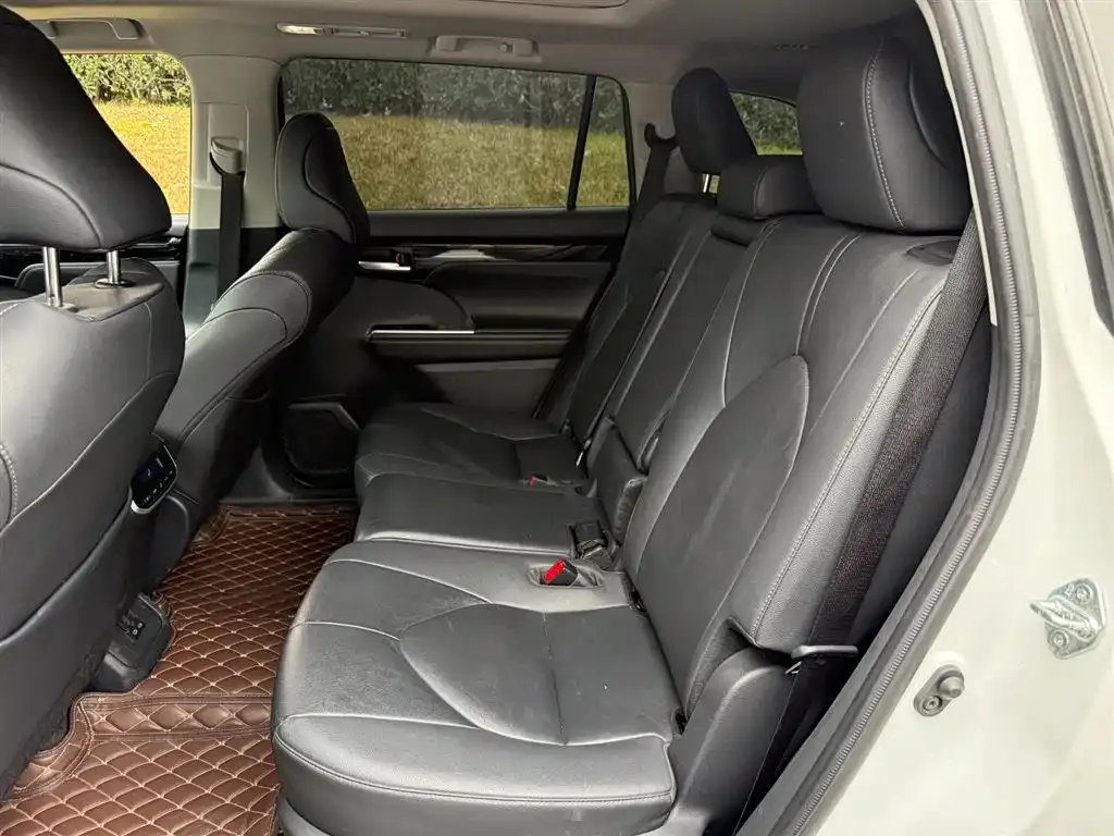 Toyota Highlander 2024 из CN, фото 4