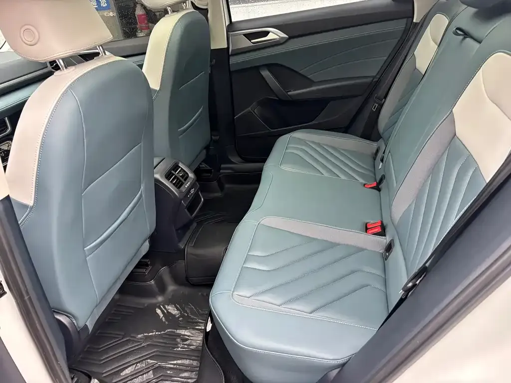 Volkswagen Tharu 2023 из CN, фото 10