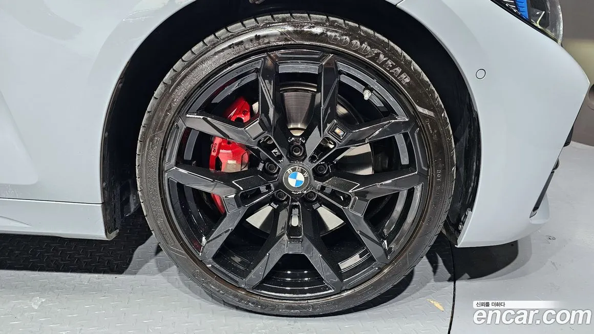 BMW 4-Series 2025 из KR, фото 7