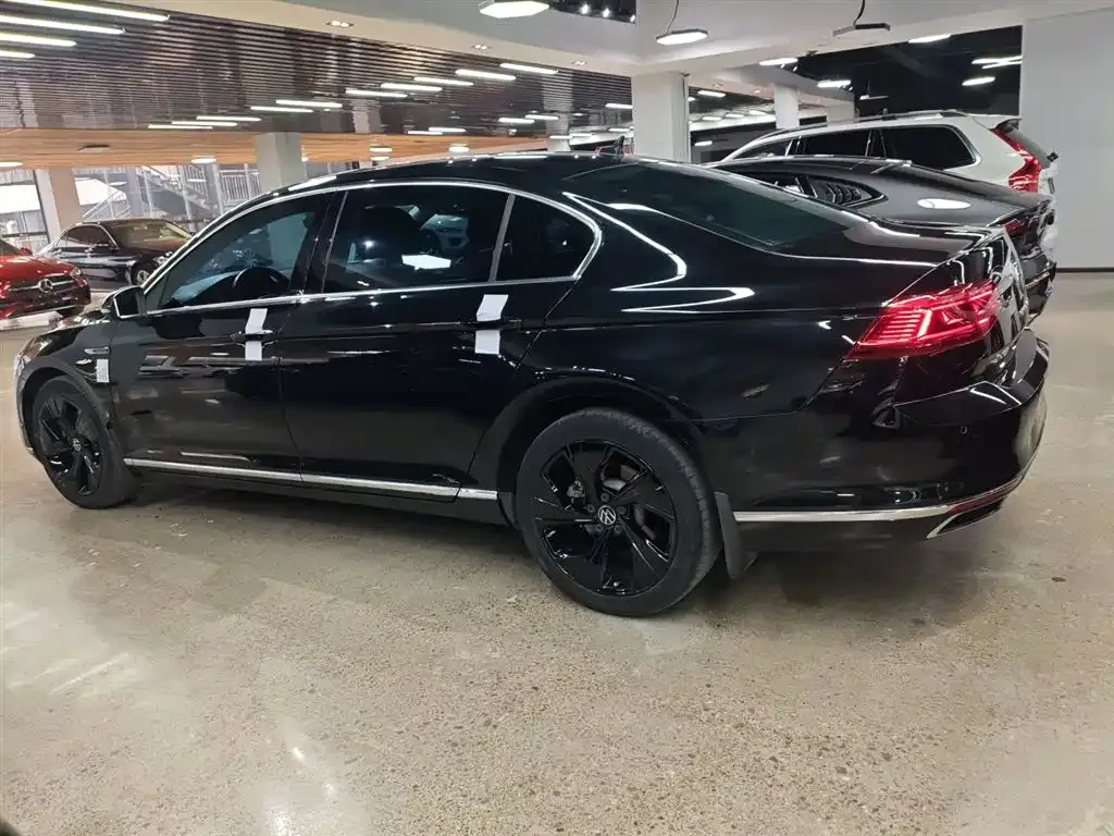 Volkswagen Magotan 2022 из CN, фото 6