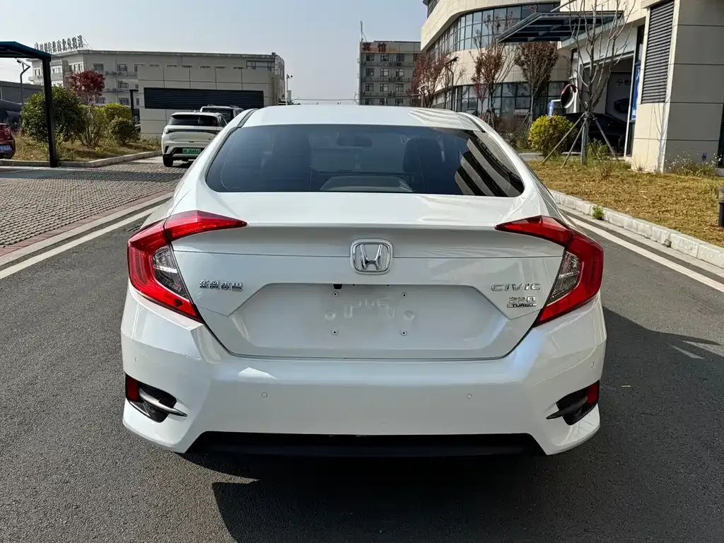 Honda Civic 2021 из CN, фото 3