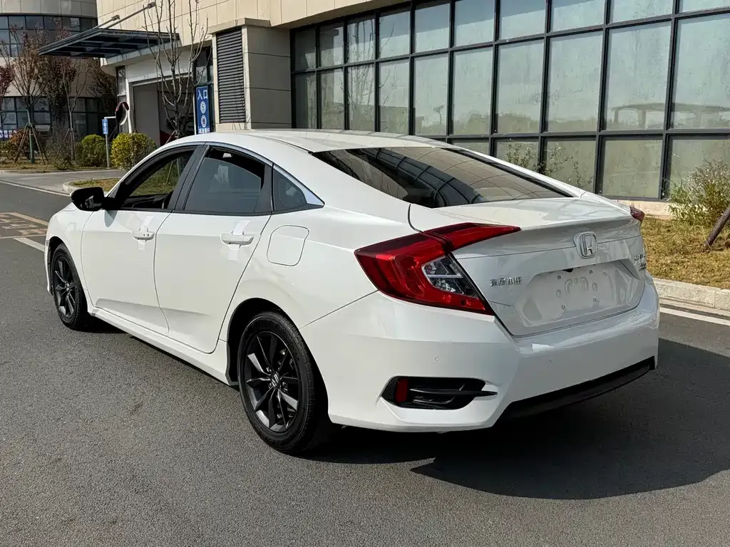 Honda Civic 2021 из CN, фото 4