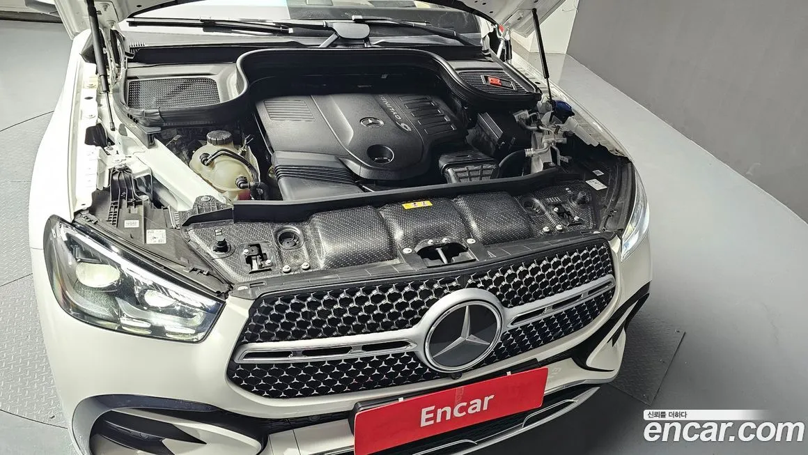Mercedes-Benz GLE-Class — фото 6