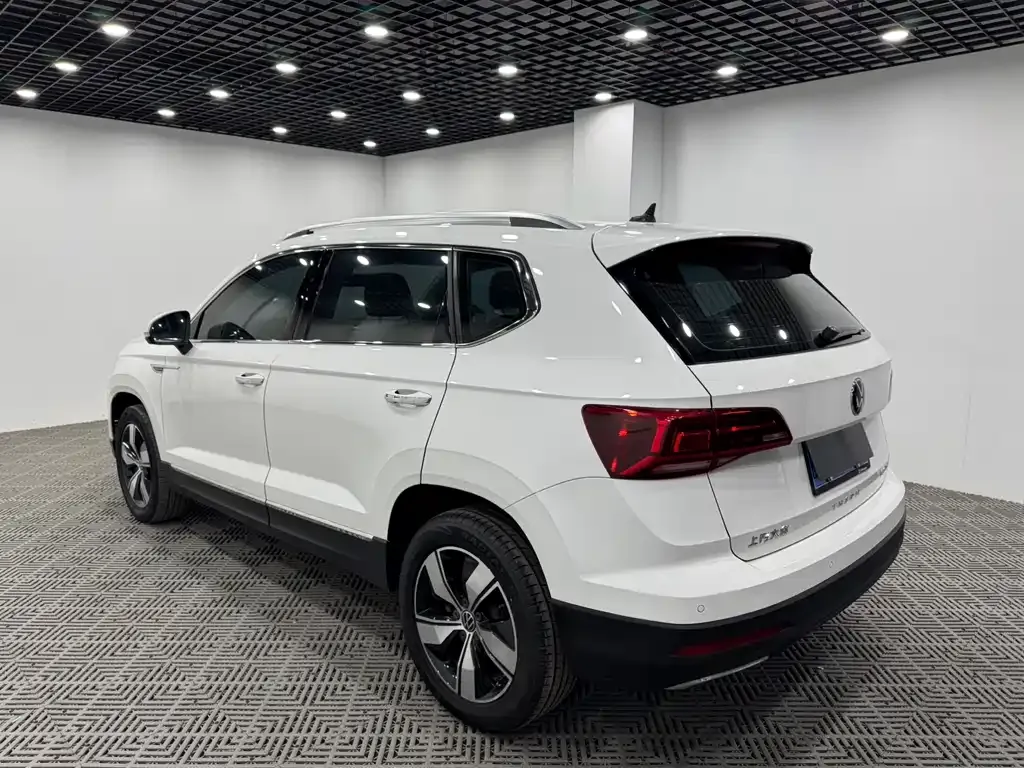 Volkswagen Tharu 2021 из CN, фото 9