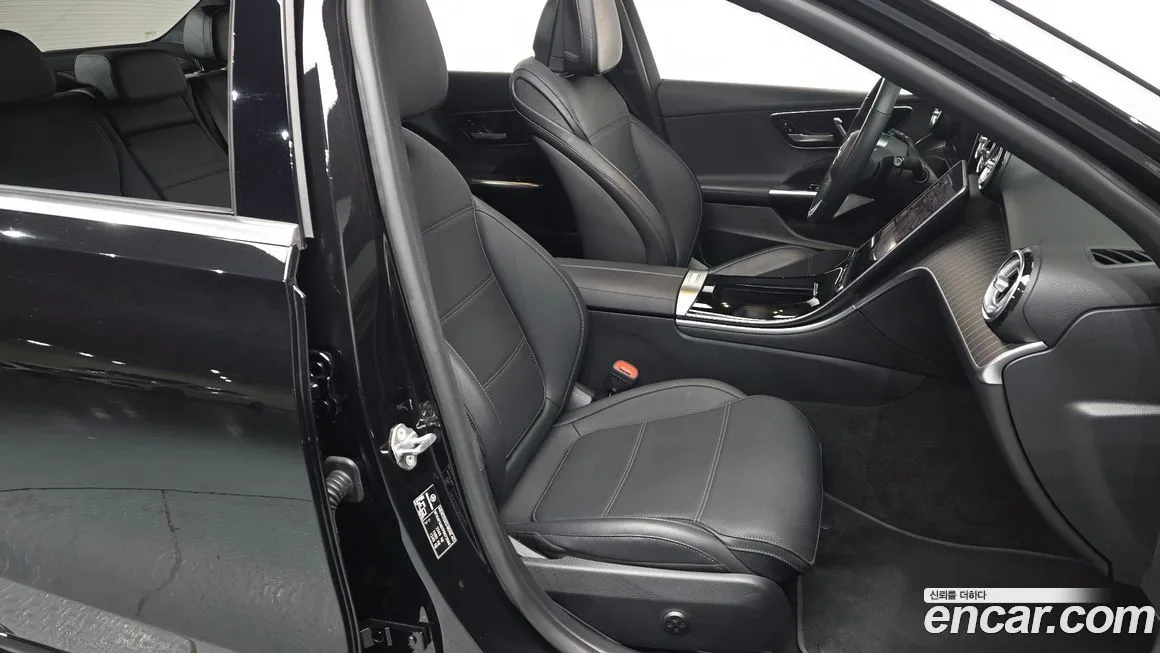 Mercedes-Benz C-Class 2023 из KR, фото 7