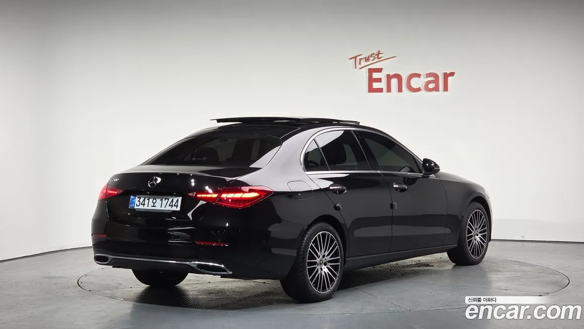 Mercedes-Benz C-Class 2023 из KR, фото 3