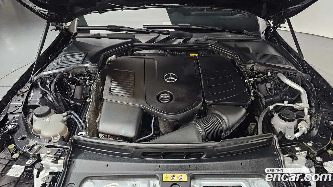 Mercedes-Benz C-Class 2023 из KR, фото 10