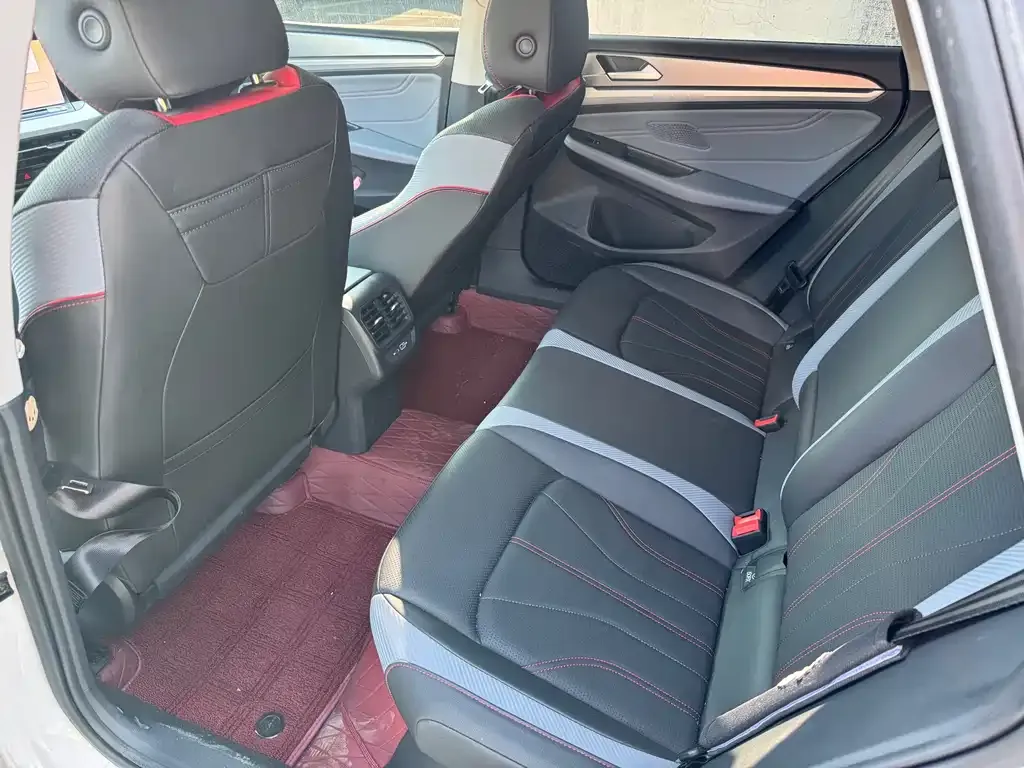 Volkswagen Lamando 2023 из CN, фото 4