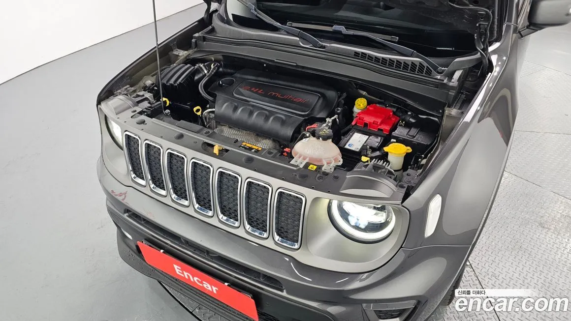 Jeep Renegade 2021 из KR, фото 8
