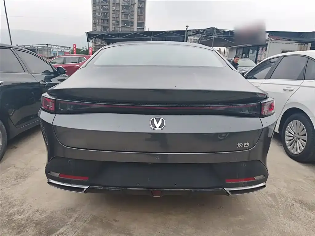 Changan Eado PHEV 2026 из CN, фото 6