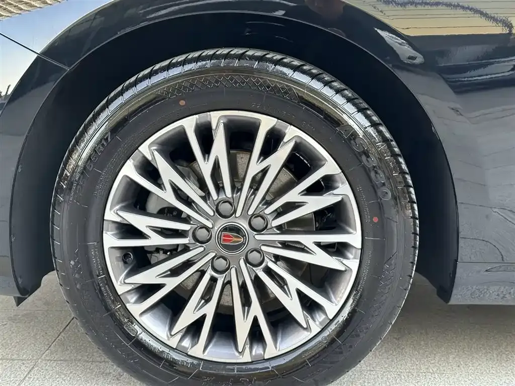 Hongqi H5 2025 из CN, фото 10