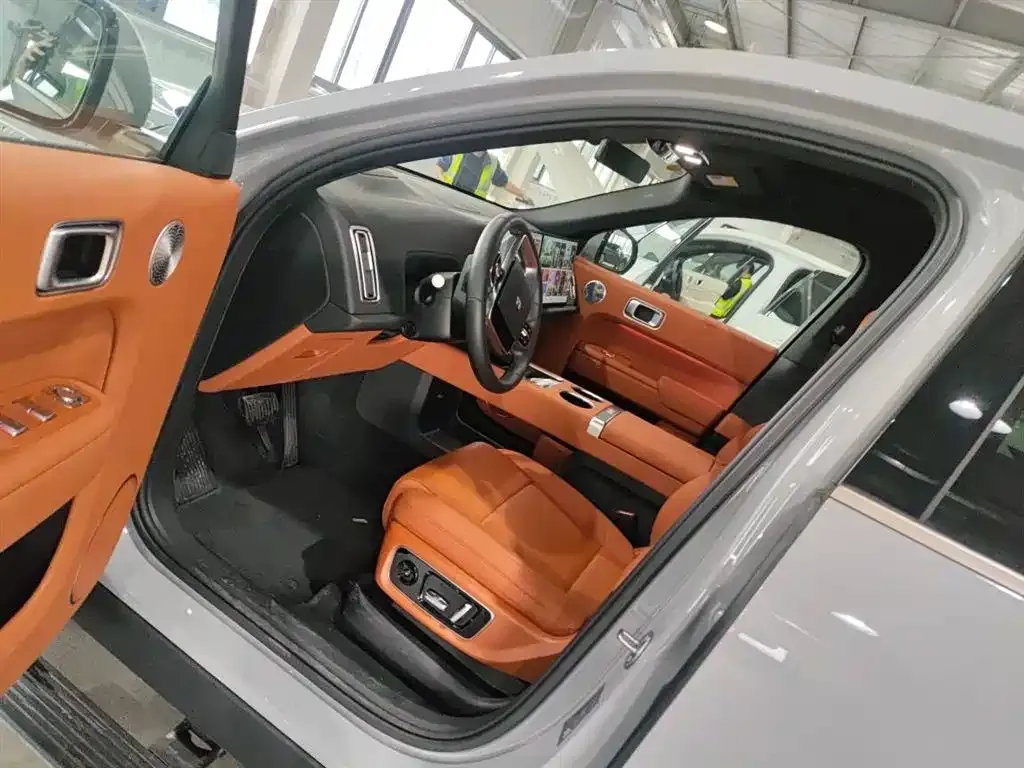 Li Auto L9 2025 из CN, фото 4