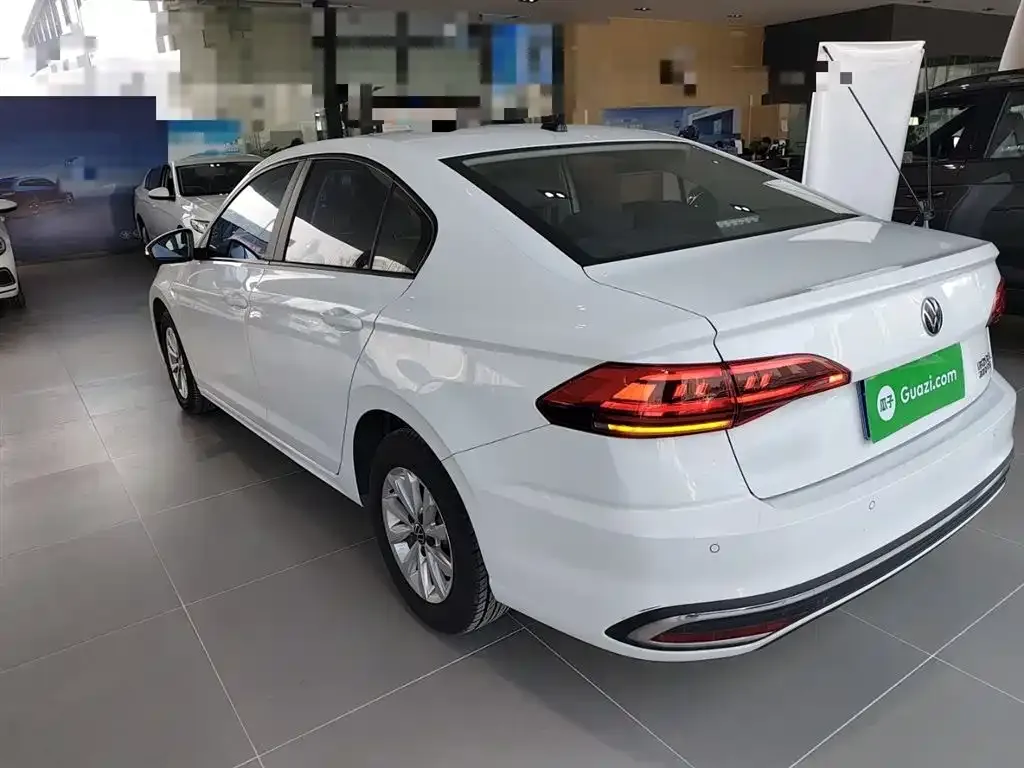 Volkswagen Bora 2024 из CN, фото 9