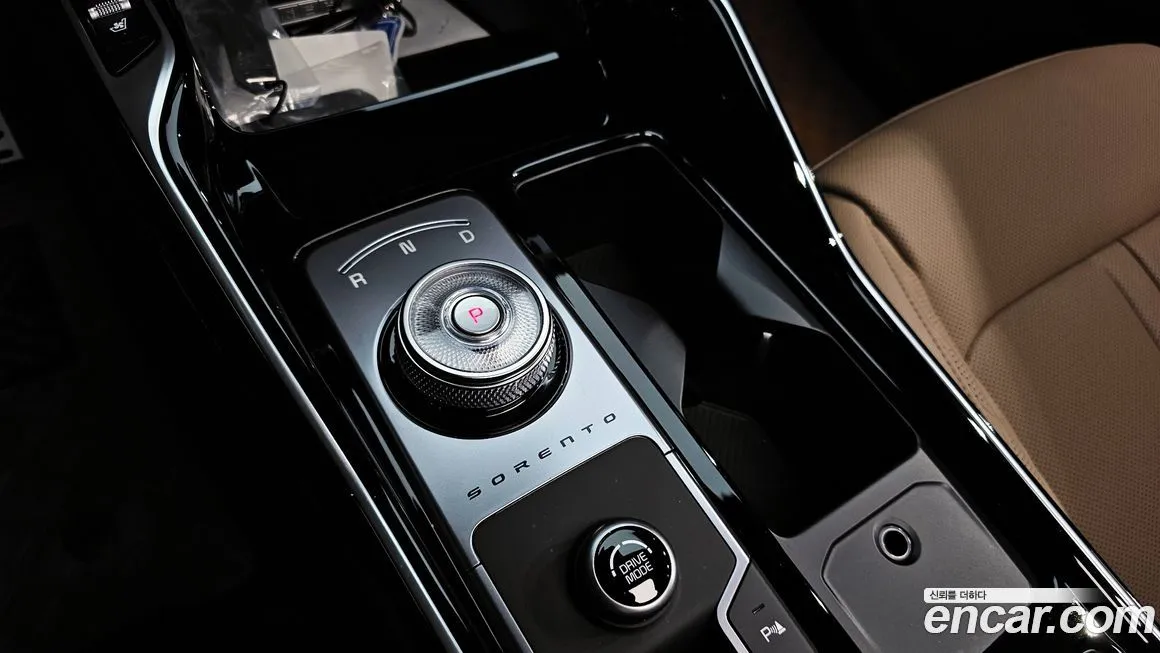 Kia Sorento — фото 5