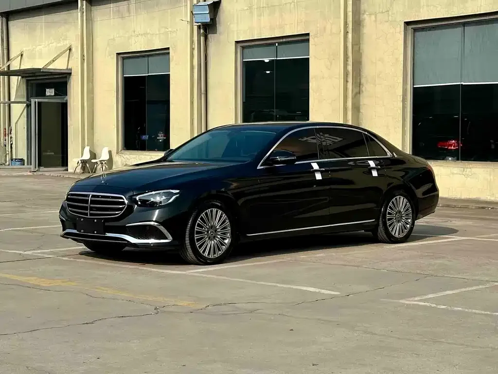 Mercedes-Benz E-Class 2023 из CN, фото 1