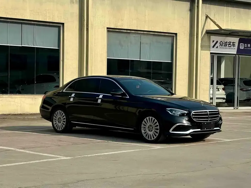 Mercedes-Benz E-Class 2023 из CN, фото 5