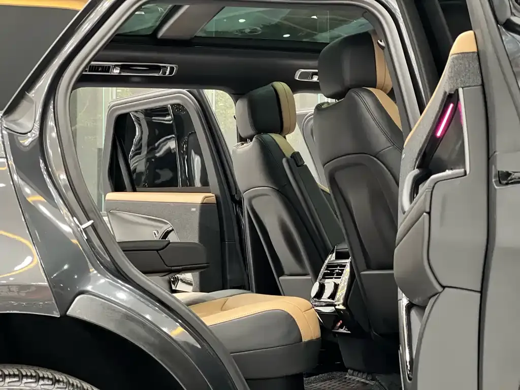 Land Rover Sport 2024 из CN, фото 10