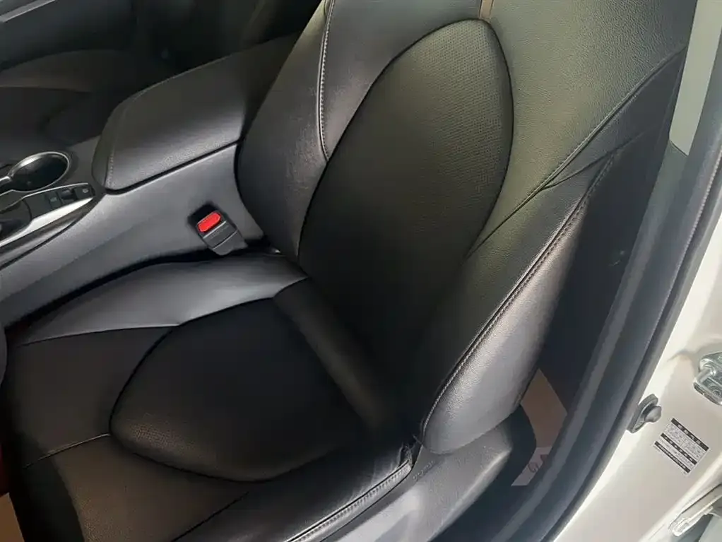 Toyota Camry 2023 из CN, фото 4