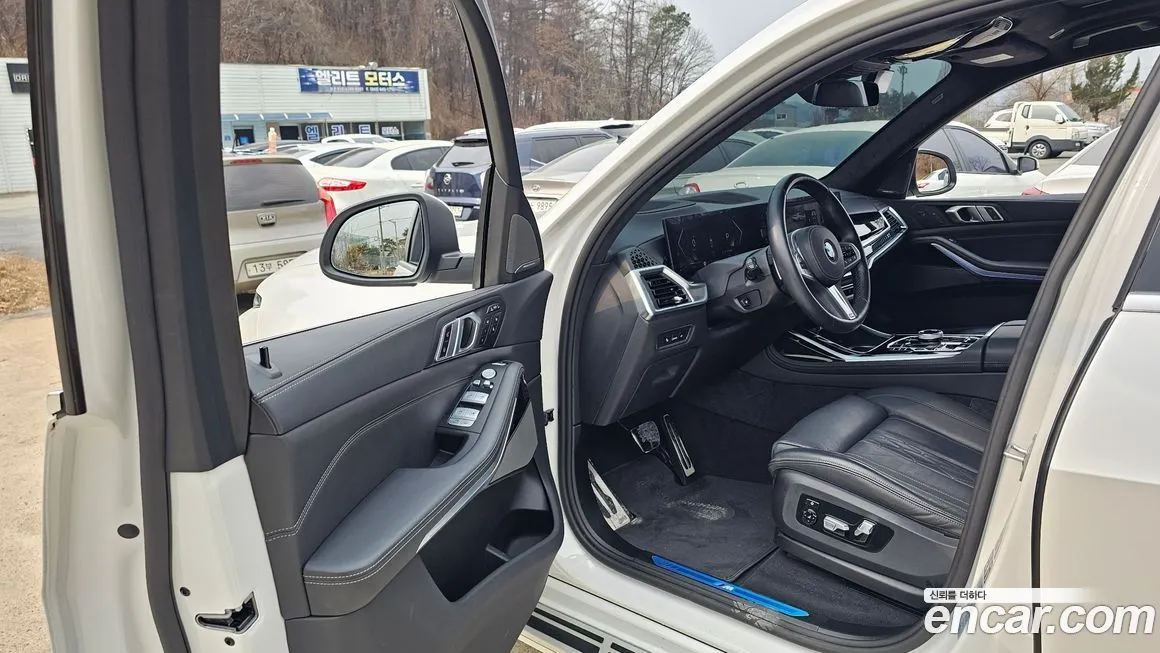 BMW X7 2024 из KR, фото 8