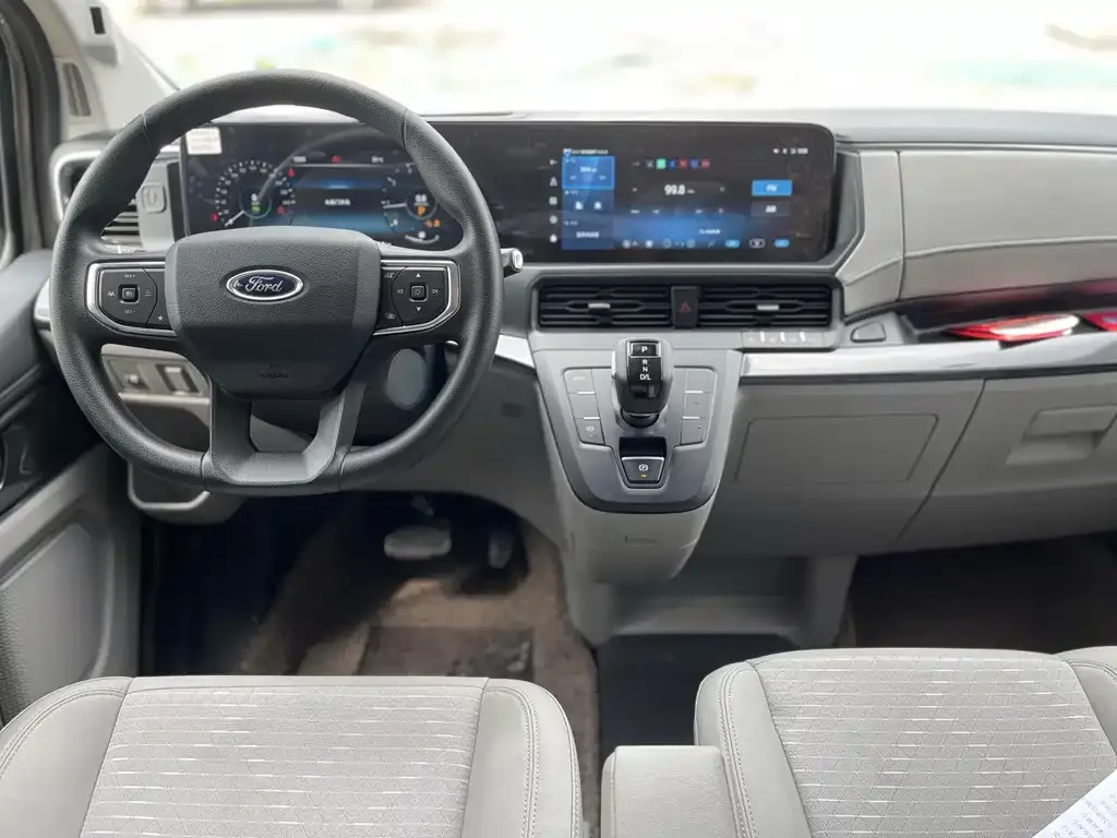 Ford Transit 2023 из CN, фото 2