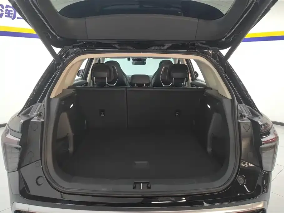 Hongqi HS3 PHEV 2025 из CN, фото 9