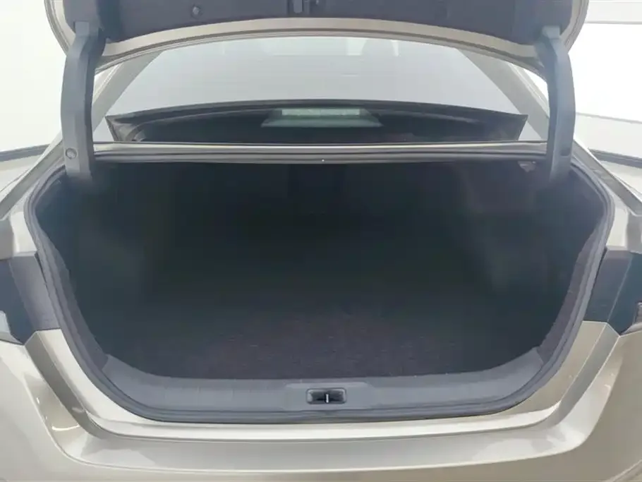 Nissan Teana 2022 из CN, фото 7