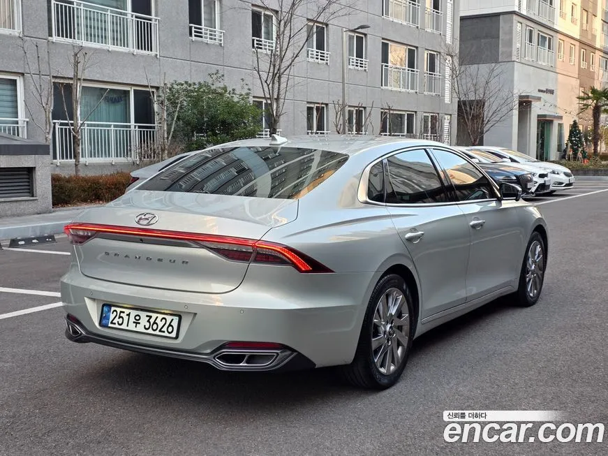 Hyundai Grandeur 2021 из KR, фото 9