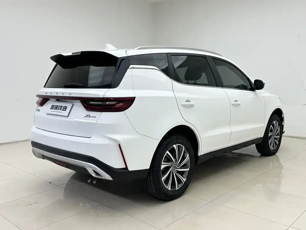 Geely Vision X6 — фото 5