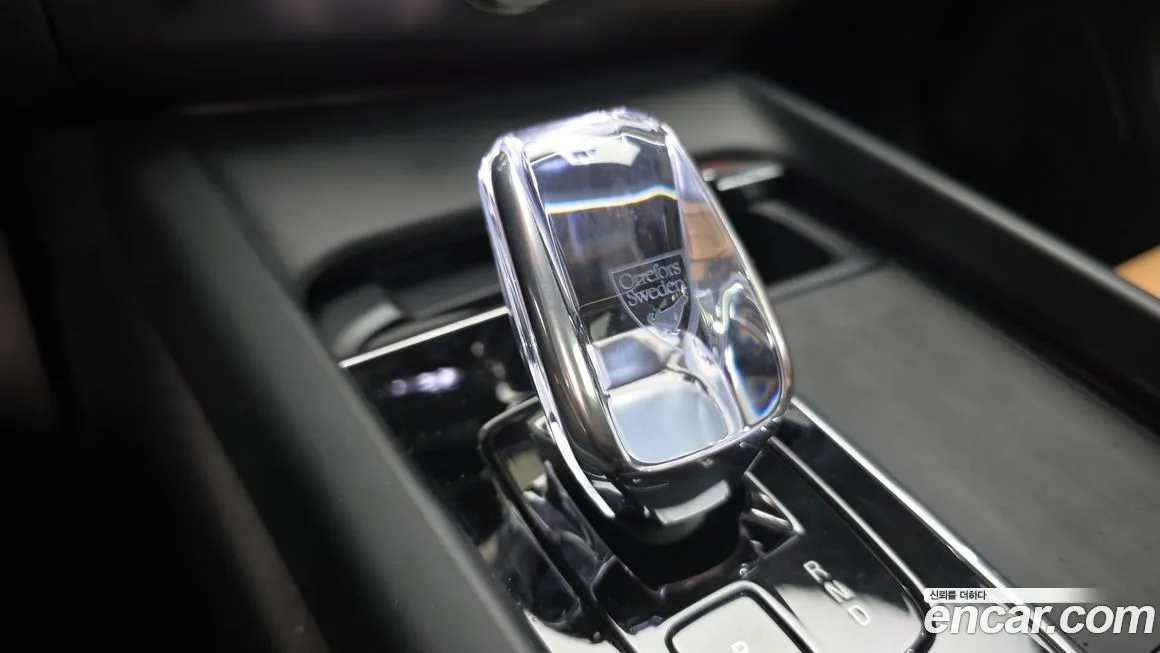 Volvo XC60 2025 из KR, фото 3