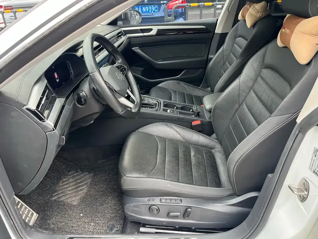 Volkswagen CC 2022 из CN, фото 3