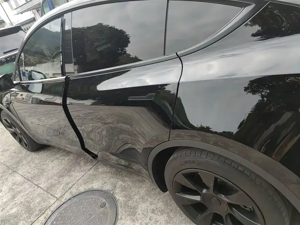 Tesla Model Y 2023 из CN, фото 8