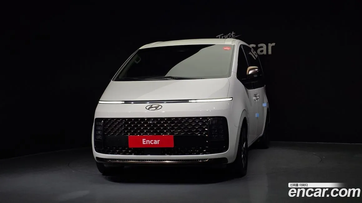Hyundai Staria — фото 2