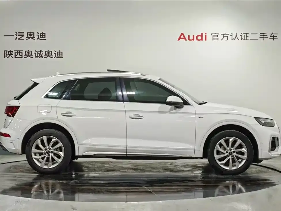 Audi Q5L 2022 из CN, фото 2