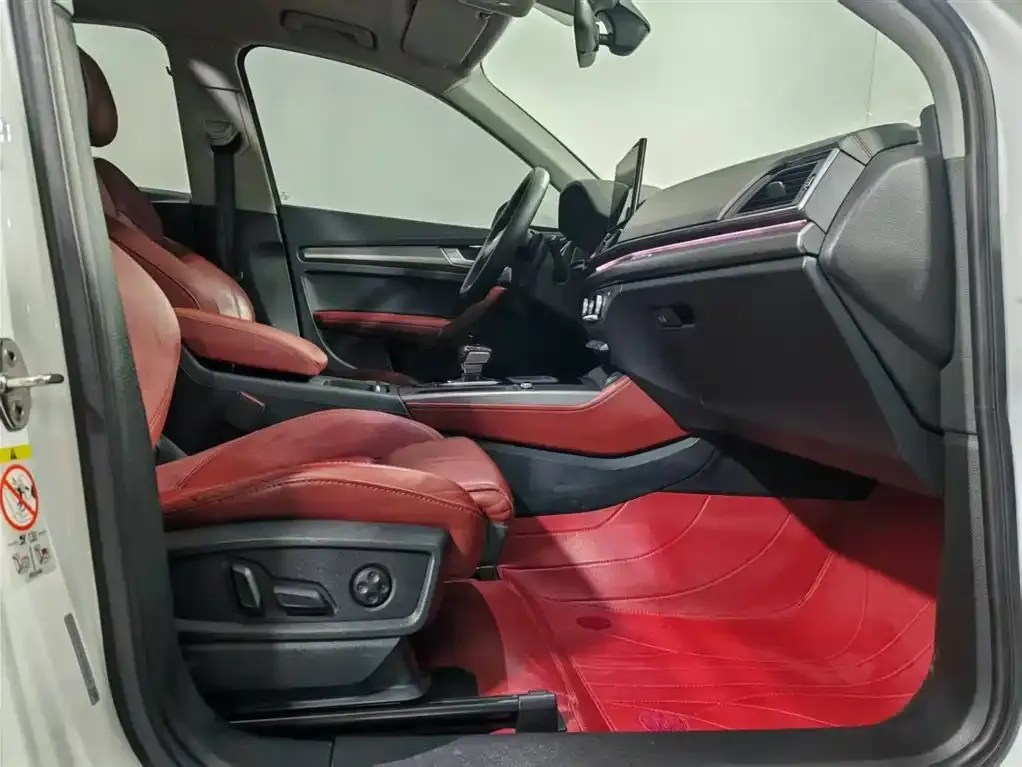 Audi Q5L 2022 из CN, фото 8