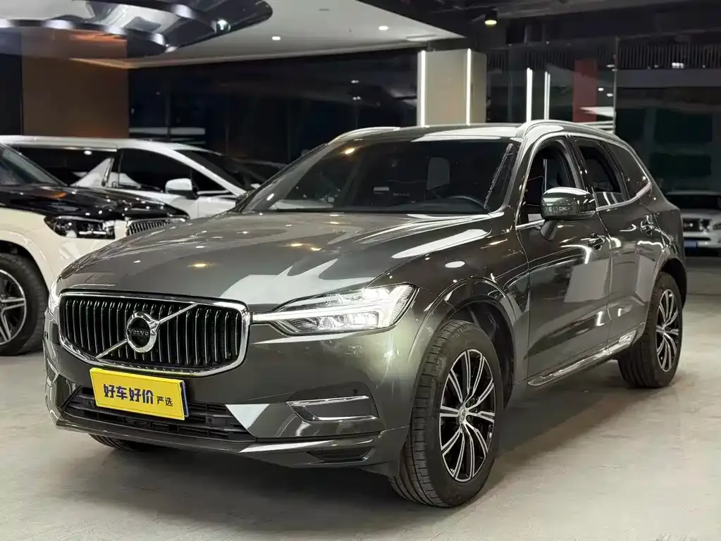 Volvo XC60 2021 из CN, фото 1