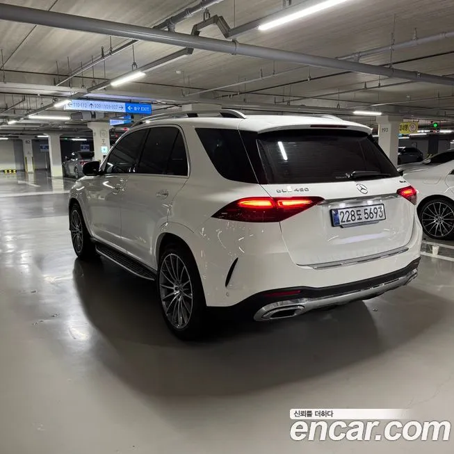 Mercedes-Benz GLE-Class — фото 7