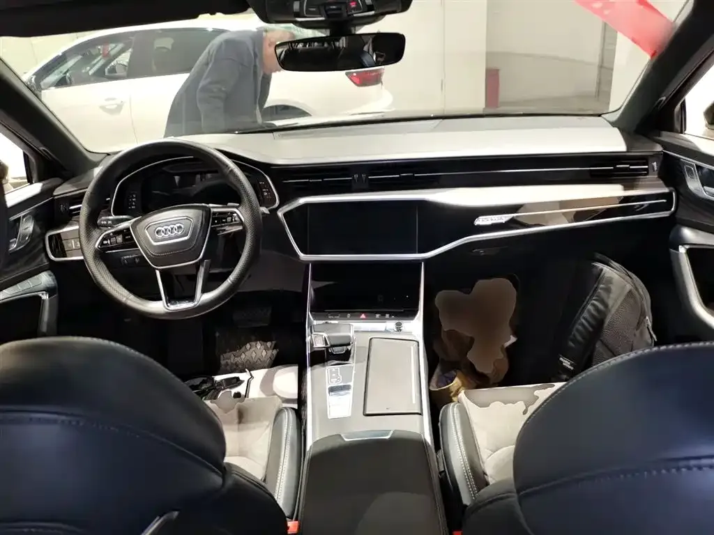 Audi A6L 2024 из CN, фото 4