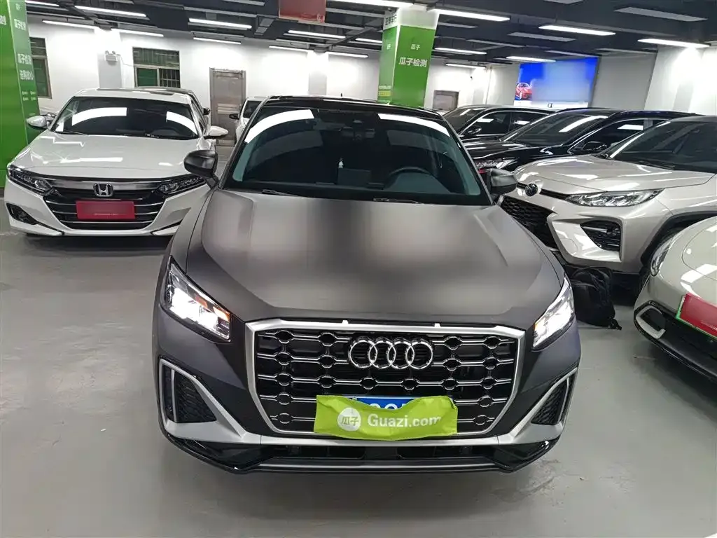 Audi Q2L 2023 из CN, фото 3