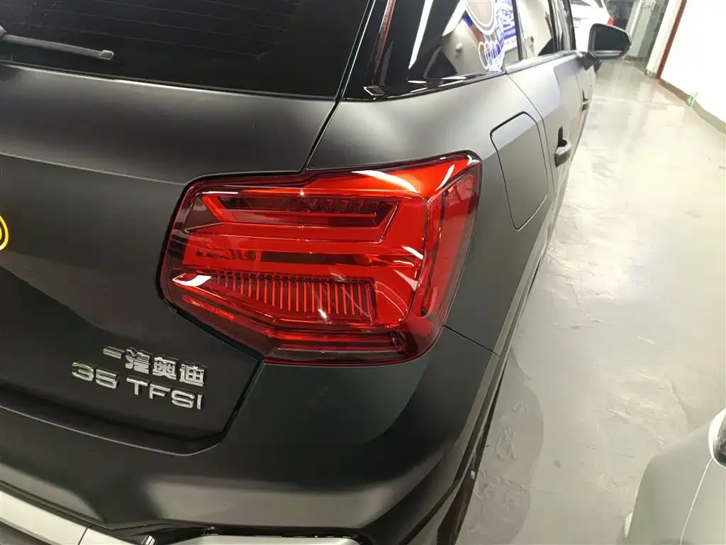 Audi Q2L 2023 из CN, фото 8