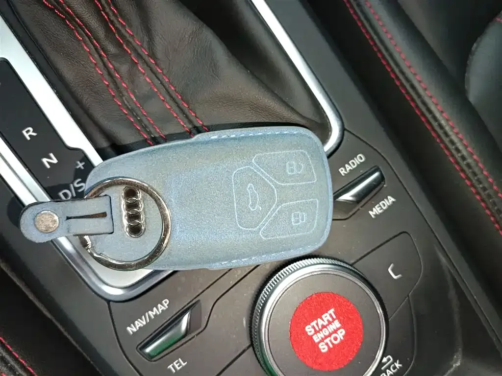Audi Q2L 2023 из CN, фото 9