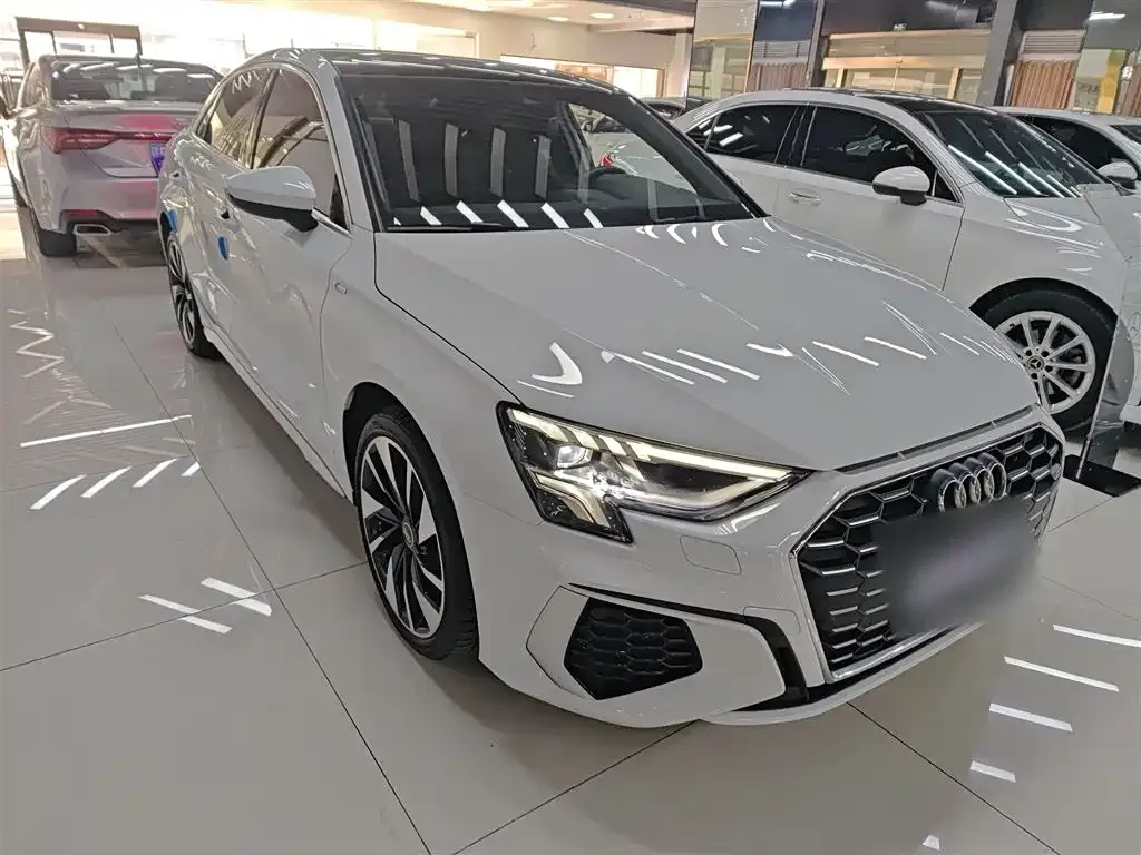 Audi A3 2024 из CN, фото 8