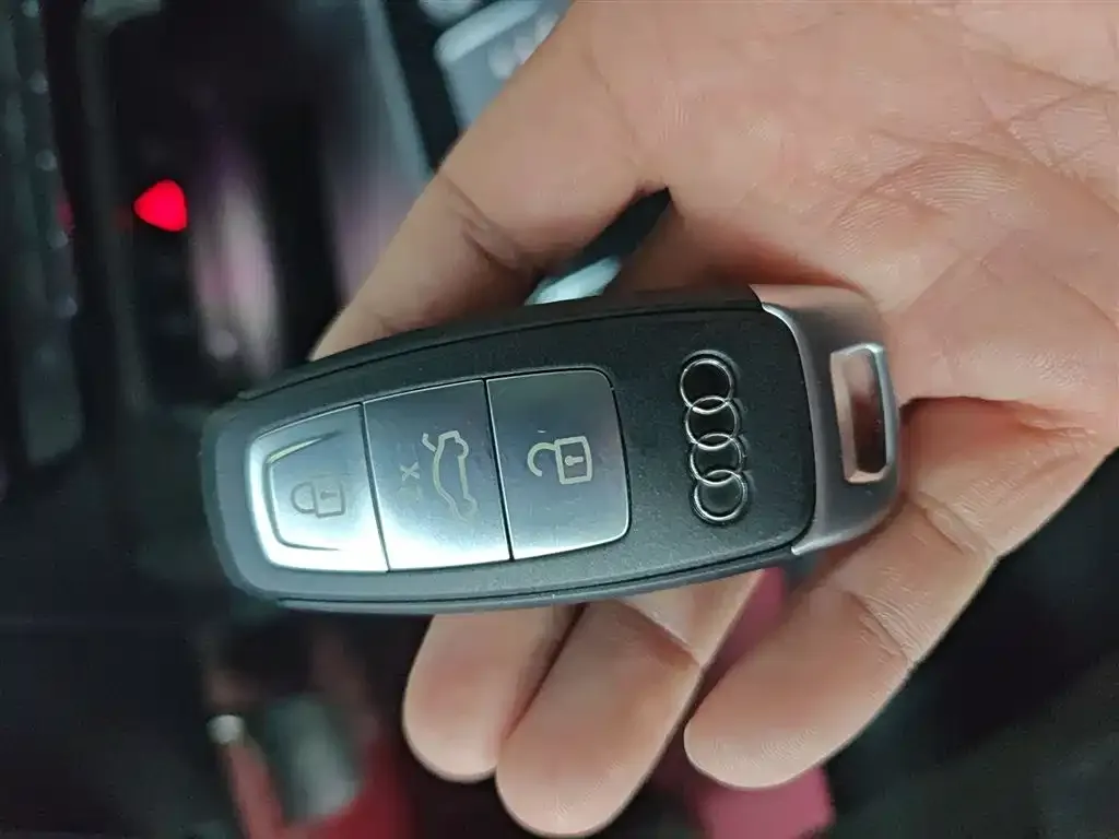 Audi A3 2024 из CN, фото 3