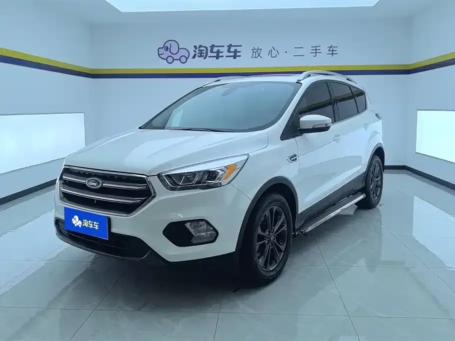 Ford Kuga 2021 из CN, фото 1