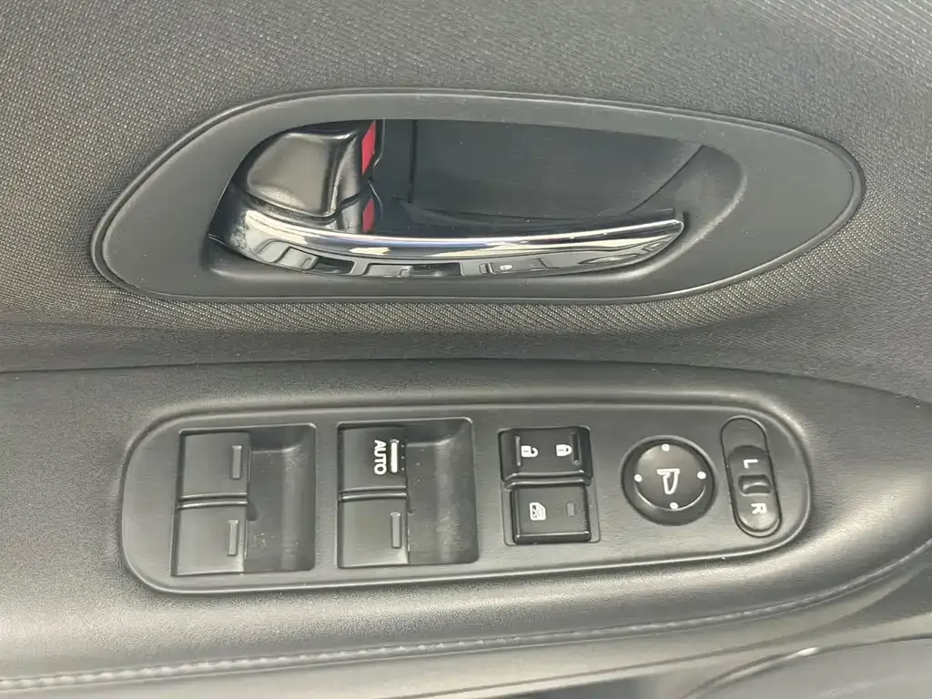 Honda Vezel 2022 из CN, фото 5