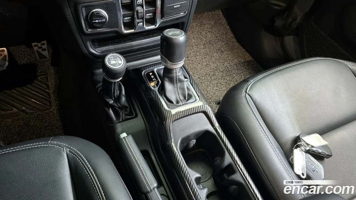 Jeep Wrangler 2023 из KR, фото 10