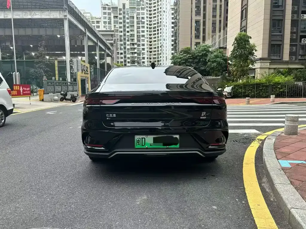 BYD Han 2025 из CN, фото 3