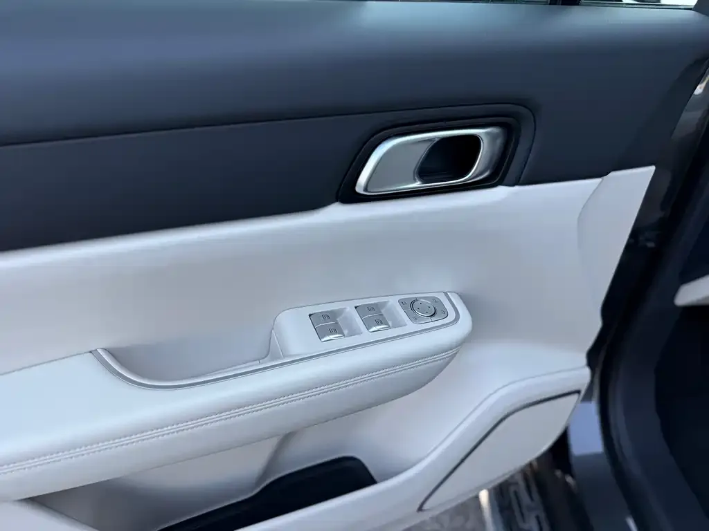 Li Auto ONE 2023 из CN, фото 2