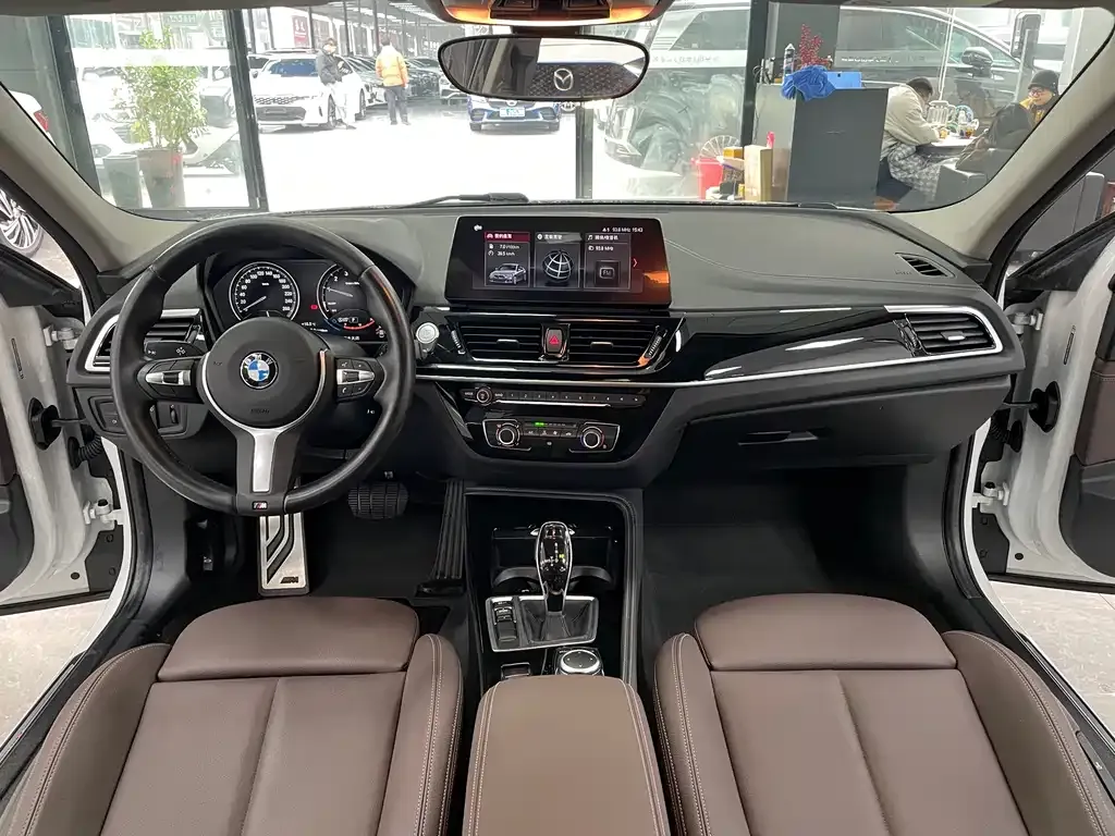 BMW 1 Series 2022 из CN, фото 5